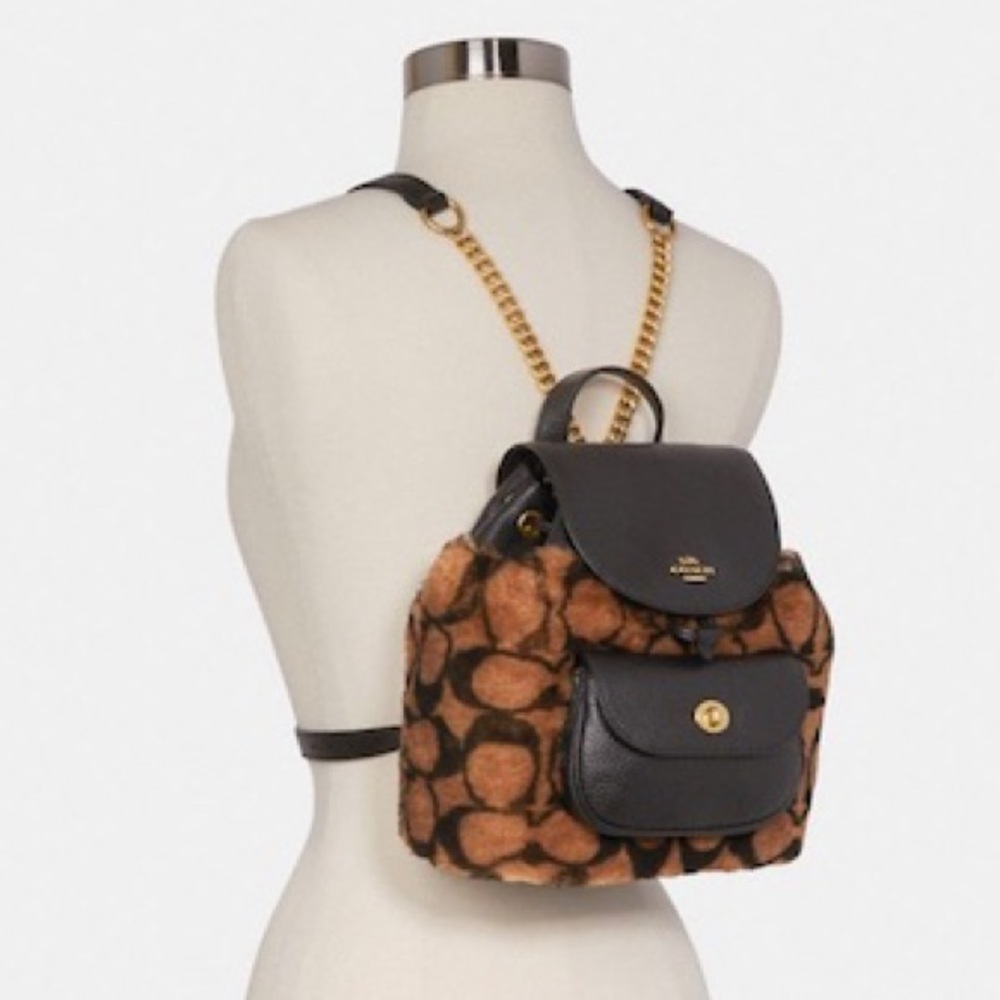 New💃Coach X Jennifer Lopez Pennie Backpack 22 In Signature Shearling - Picture 9 of 10